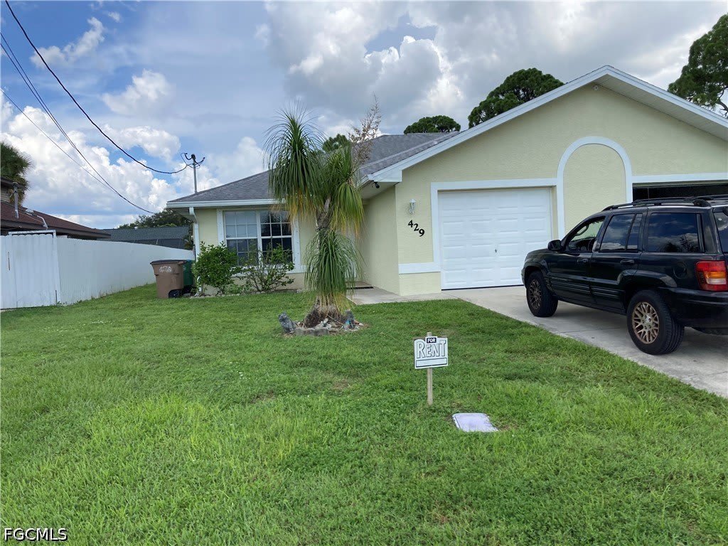 429 SE 24th Avenue – photo 1
