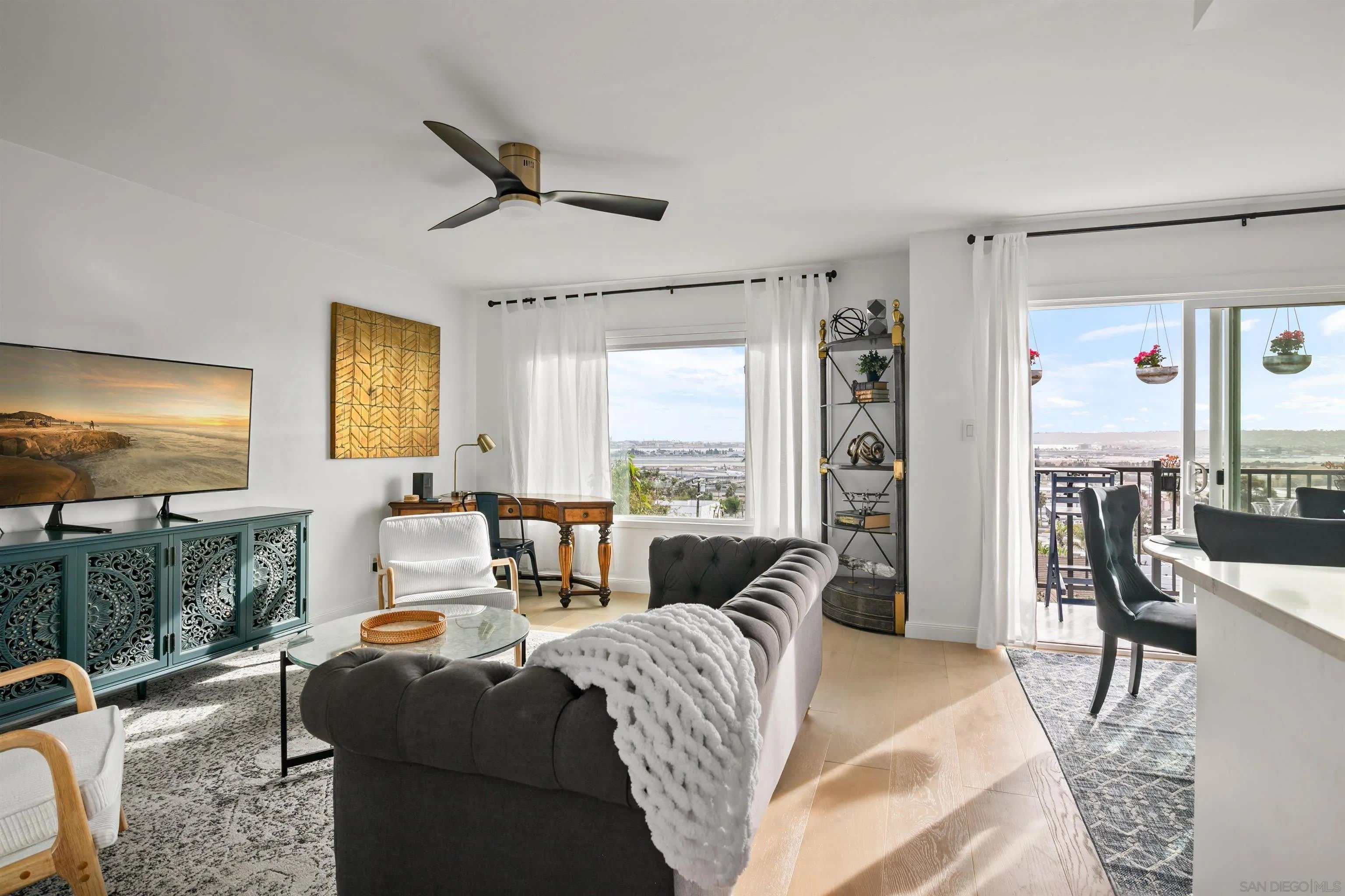 1841 Linwood – photo 1
