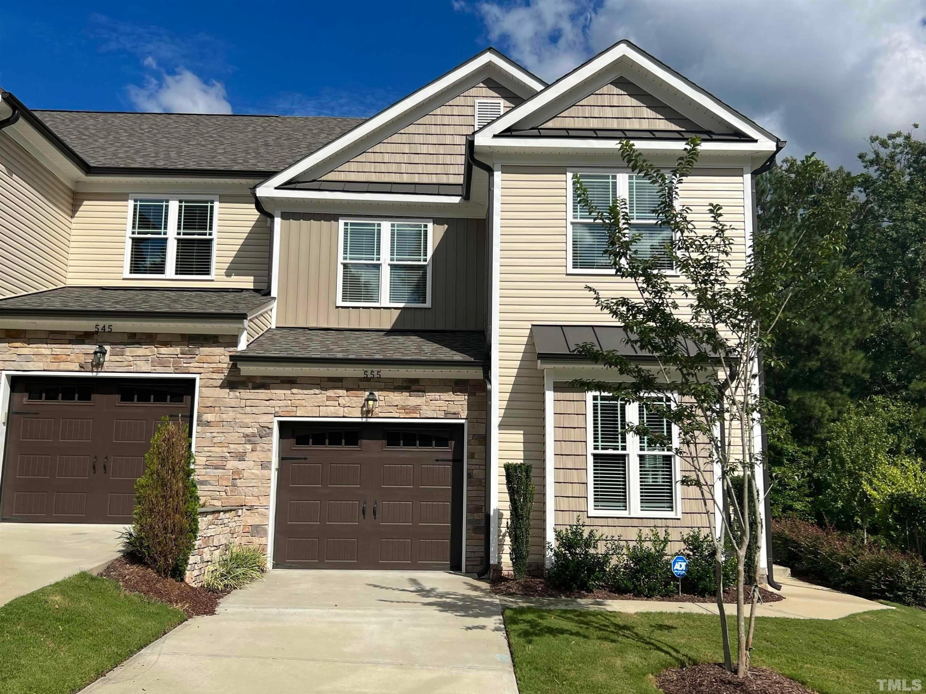 555 Mariah Towns Way – photo 1