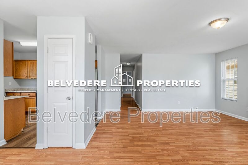 405 N. Dudley St – photo 3