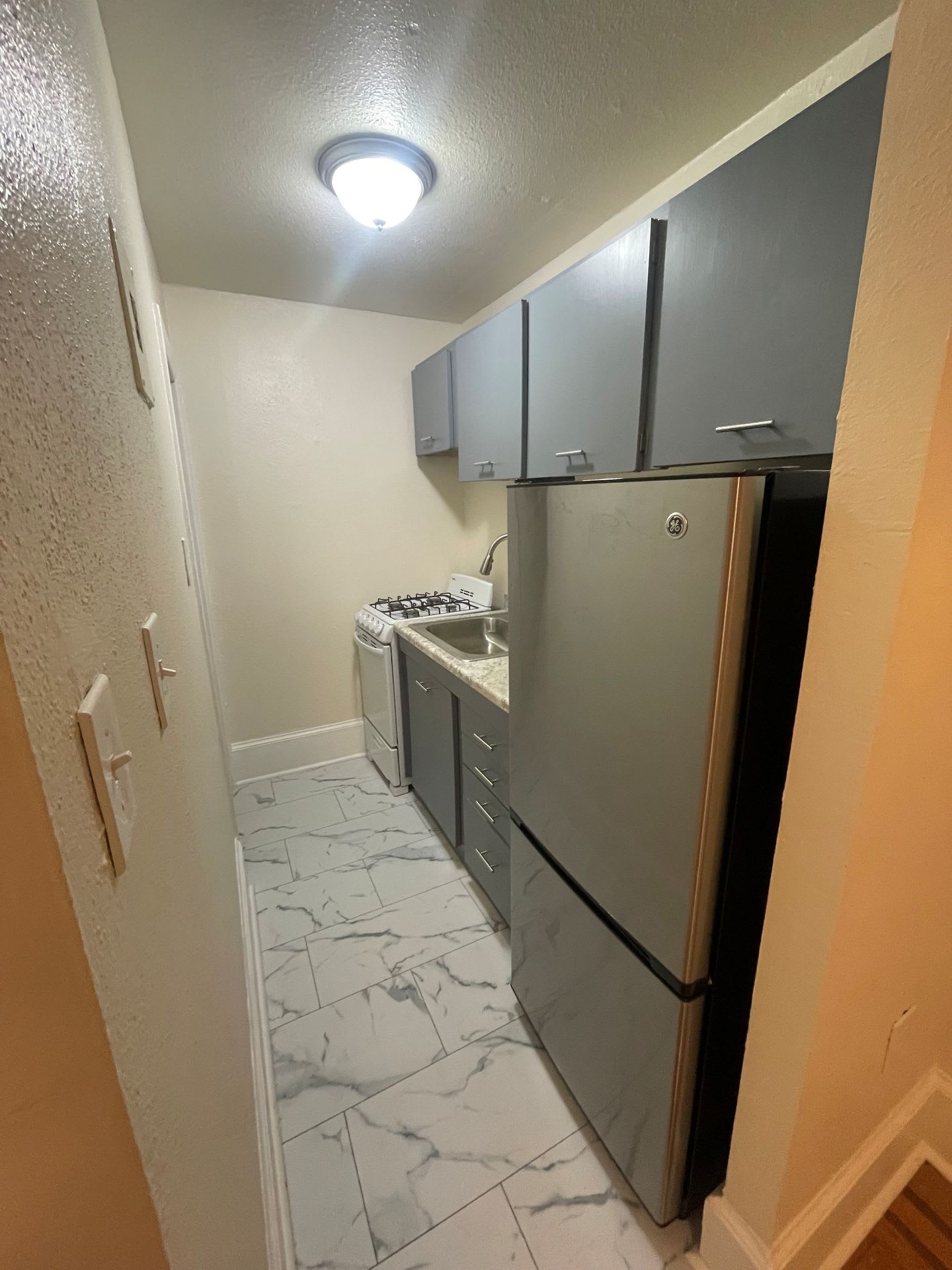 Charming Apartment Units In Charles Village Baltimore Md – photo 3