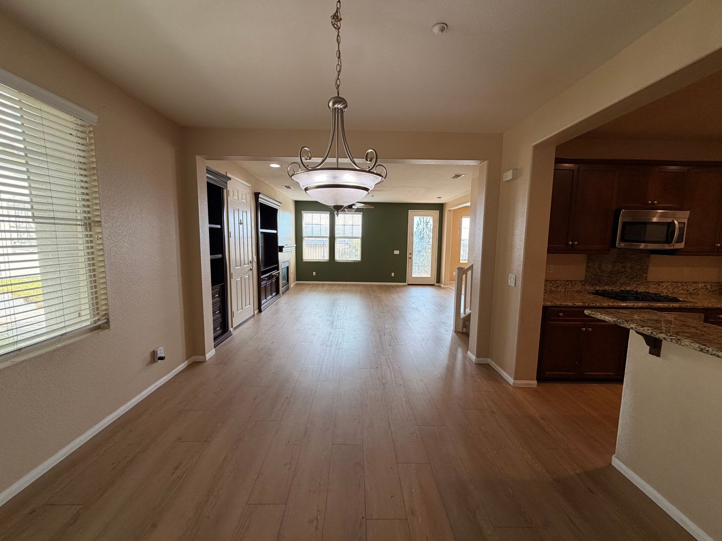 FOR RENT – 1729 Cripple Creek Dr #4, Chula Vista, CA 91915 – photo 2