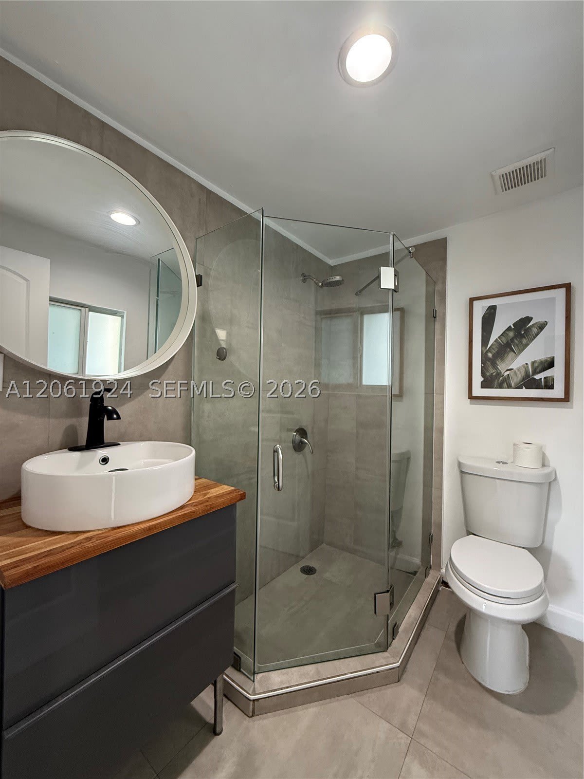 2230 NW 6th St – photo 2