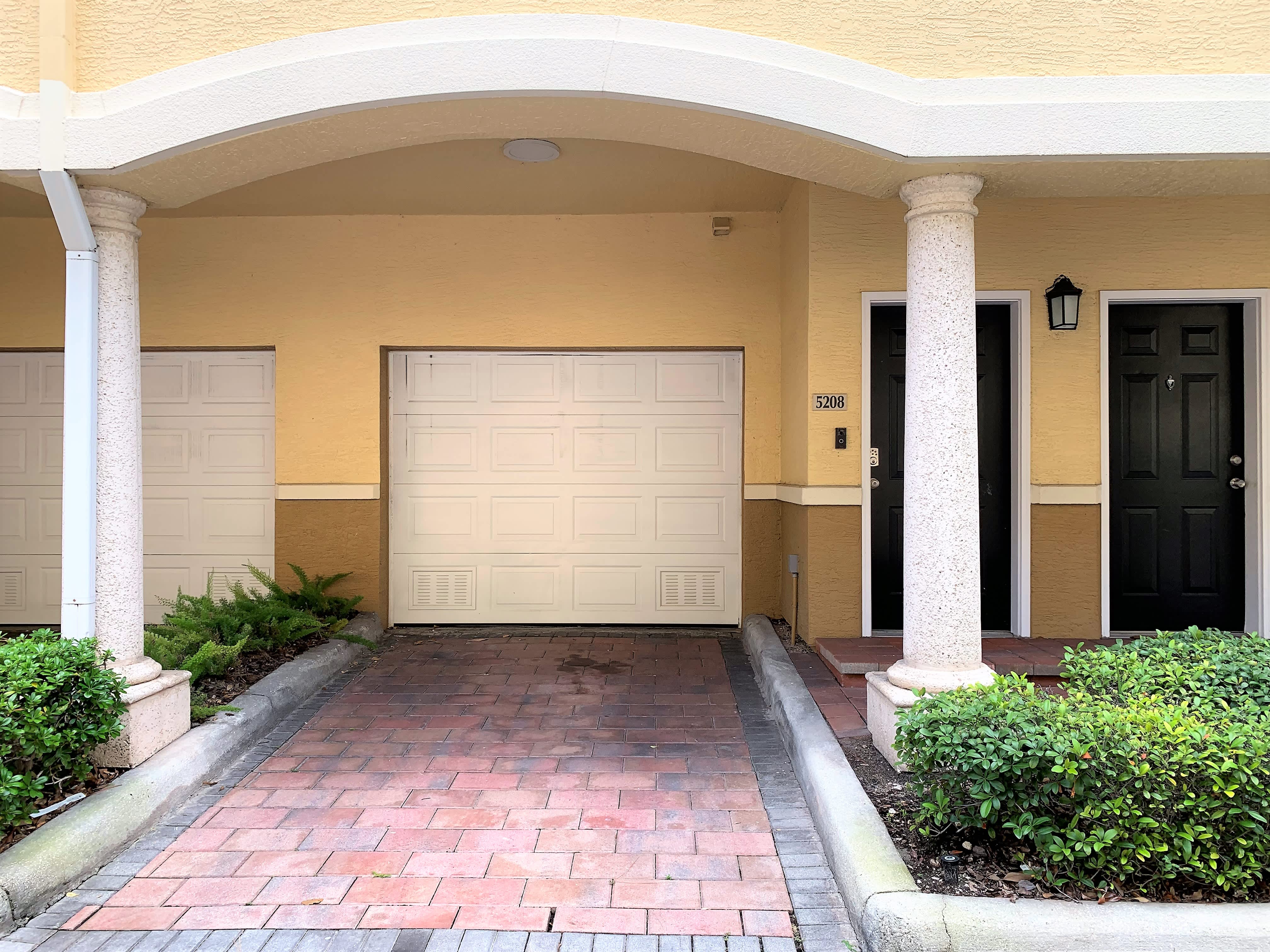 5208 Hampton Beach Pl – photo 2