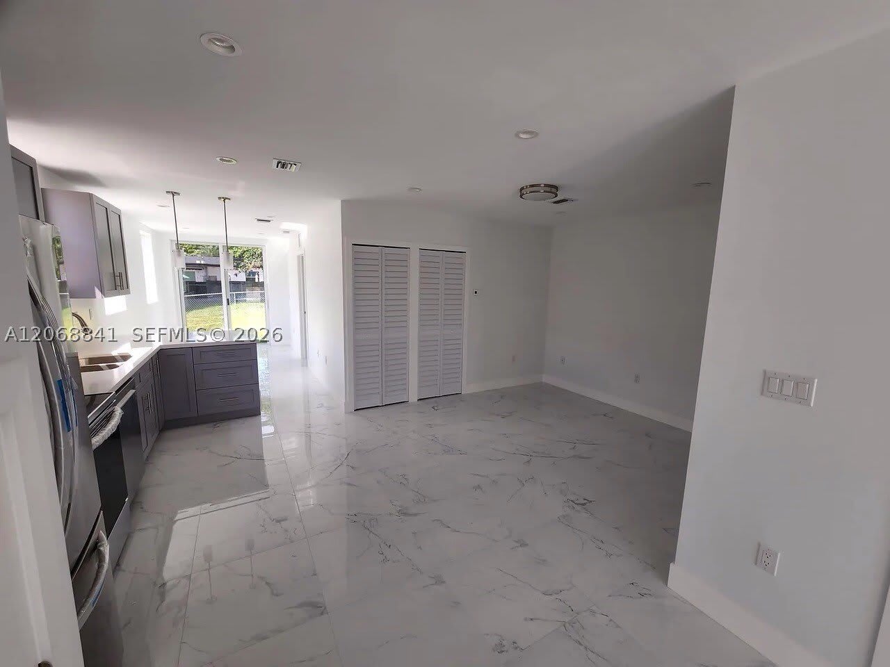 7245 SW 21st St – photo 3