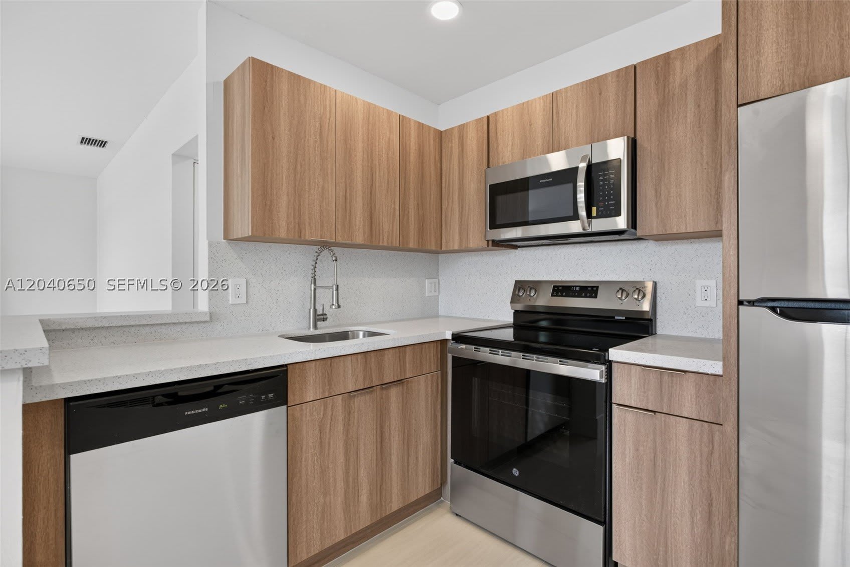 2830 Coral Springs Dr – photo 4