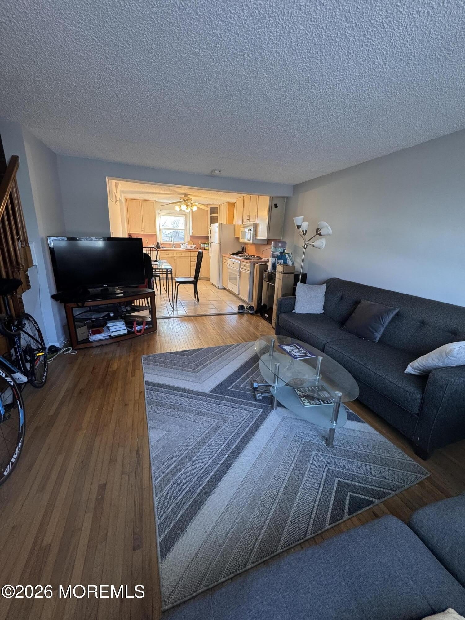 30 Howland Avenue – photo 2