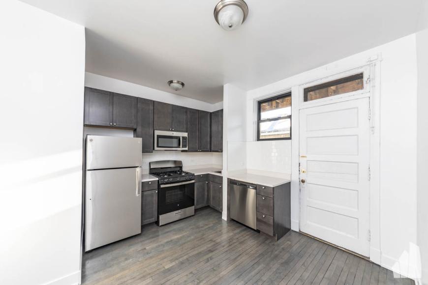 2647 North Milwaukee – photo 3