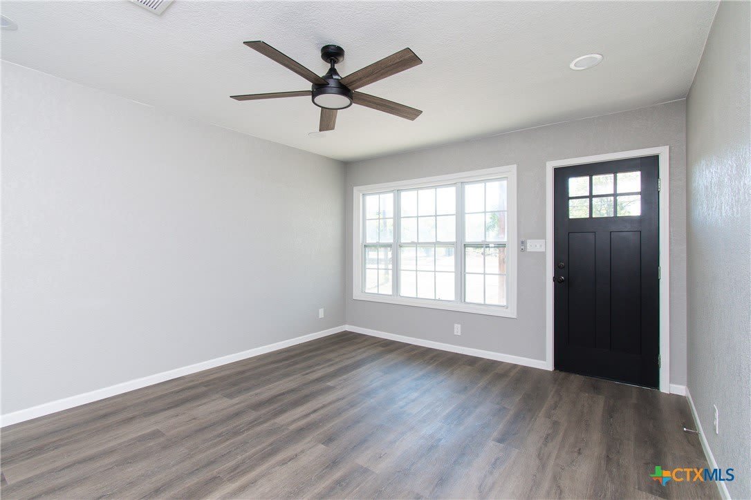 605 N Main Street – photo 2