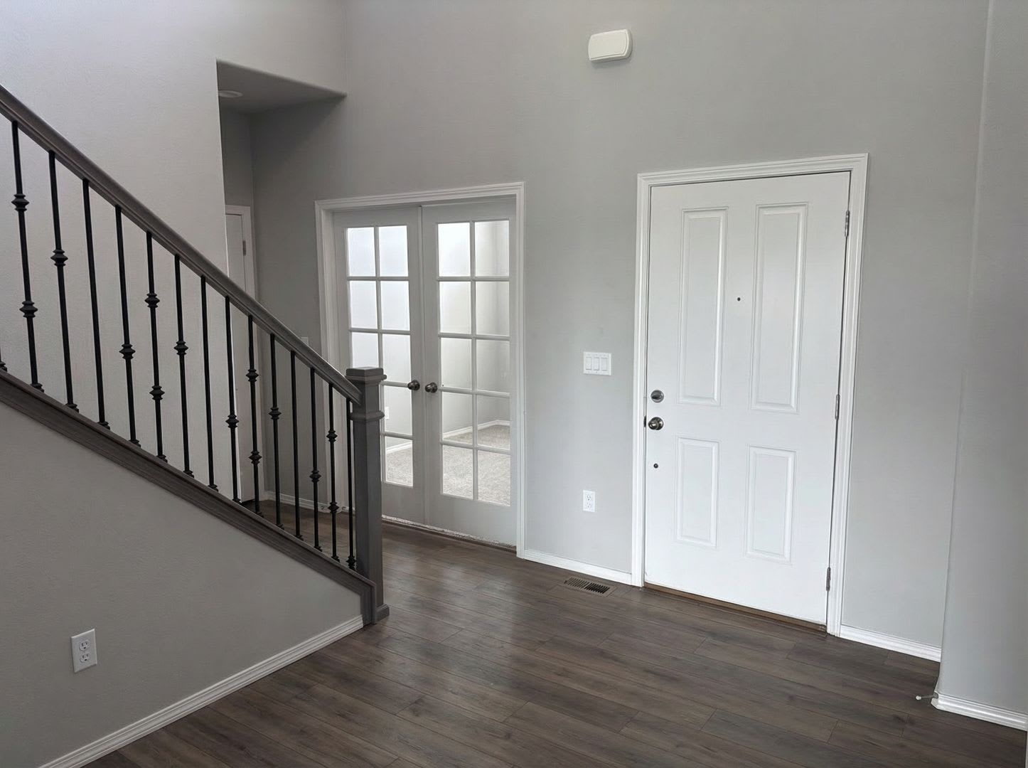 Beautiful Banning Lewis Ranch 5 Bed, 4 Bath Home, 3 Car garage, Great Views and Amenities – photo 4