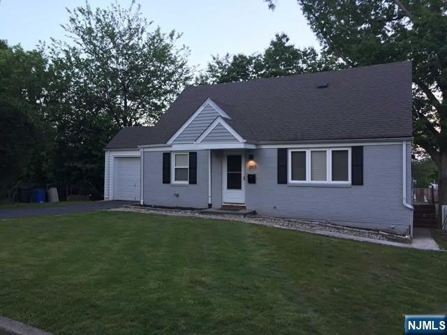207 Wortendyke Avenue – photo 1