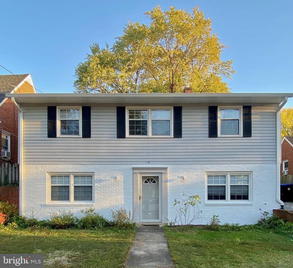 1316 Rowe Street – photo 1