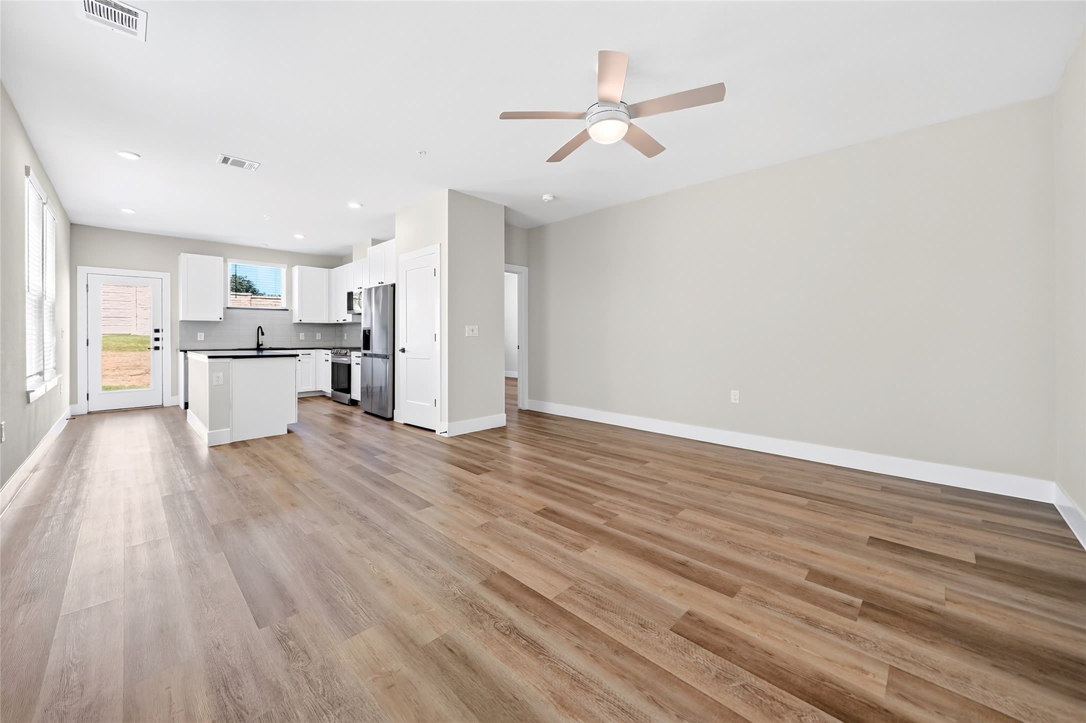3006 Harmon Drive – photo 5