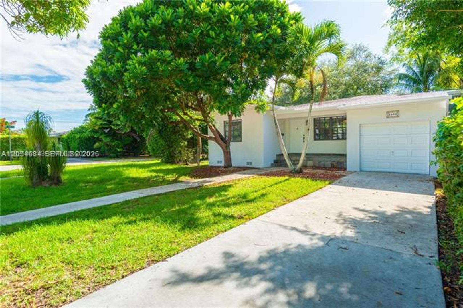 5490 Sw 57 Ave 5490 Miami Fl 33155 – photo 2