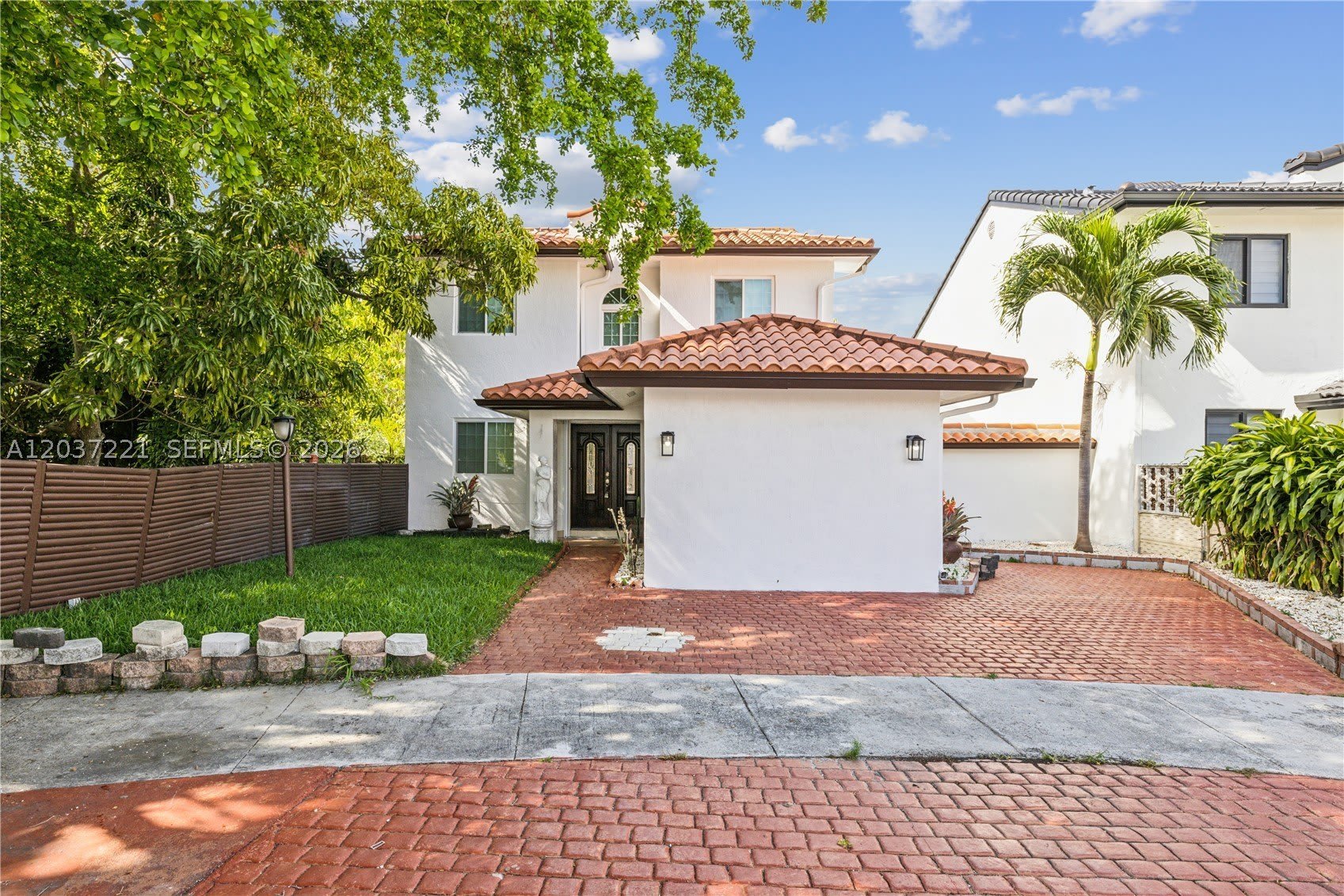 15131 SW 58th St – photo 1