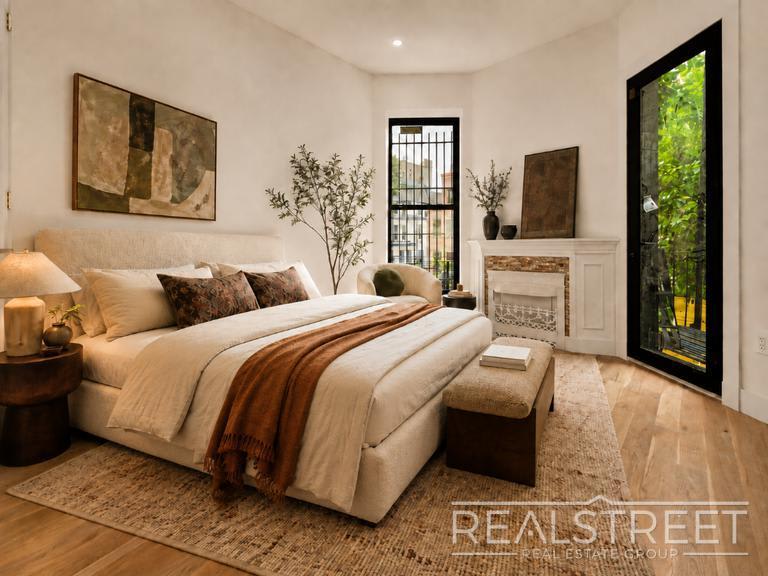 1267 Bergen Street – photo 5