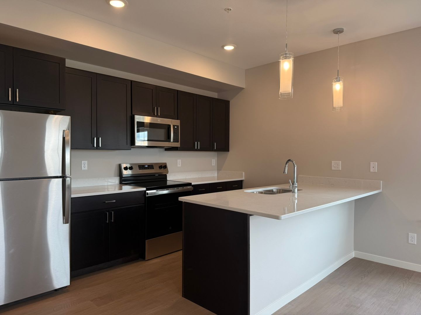 Brand New 2 Bedroom Townhome – photo 4