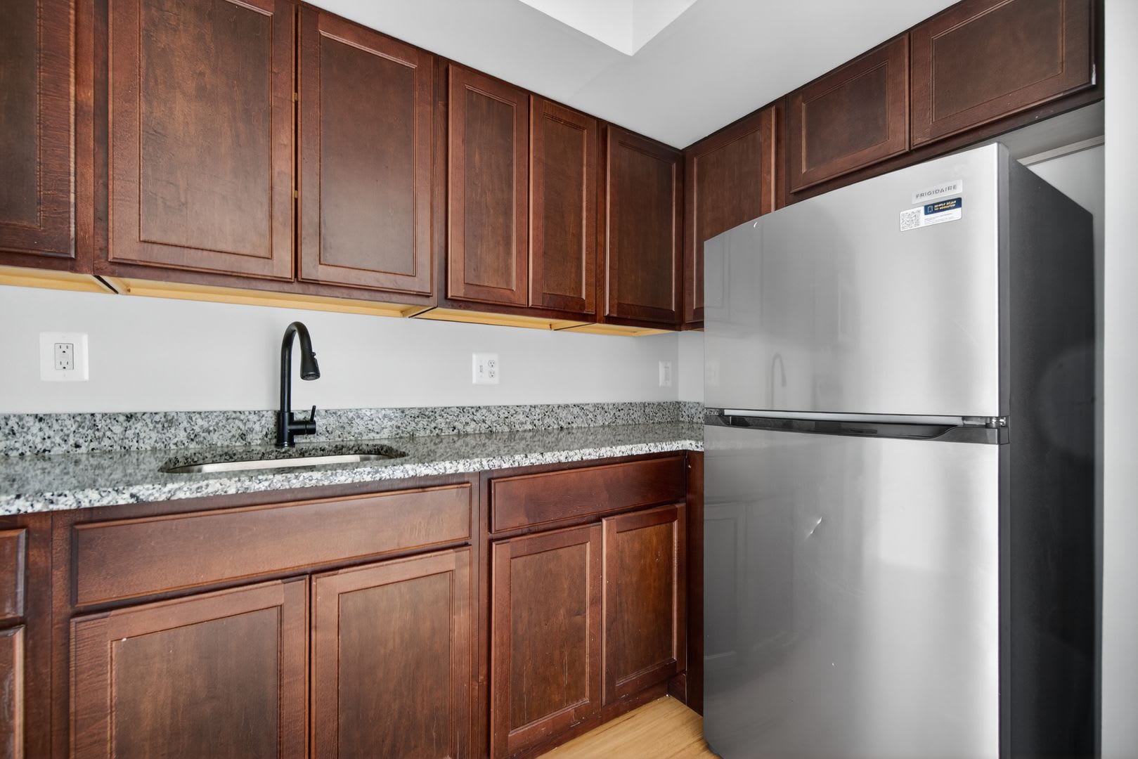 851 Yuma, LLC – photo 4