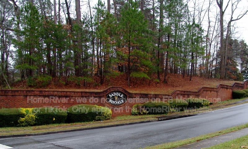392 Shoal Cir – photo 4