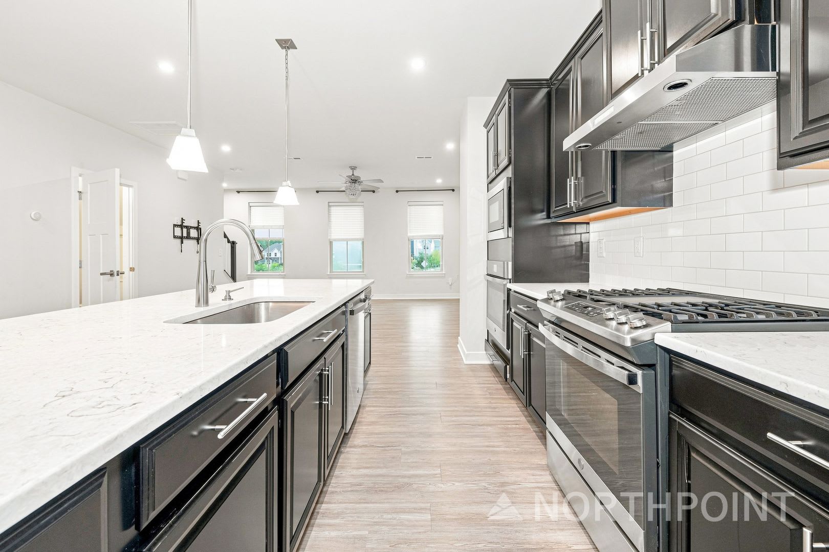934 Channing Park Cir – photo 3
