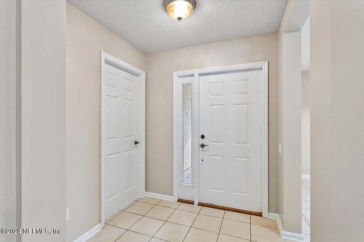 1212 COGHILL Circle – photo 2