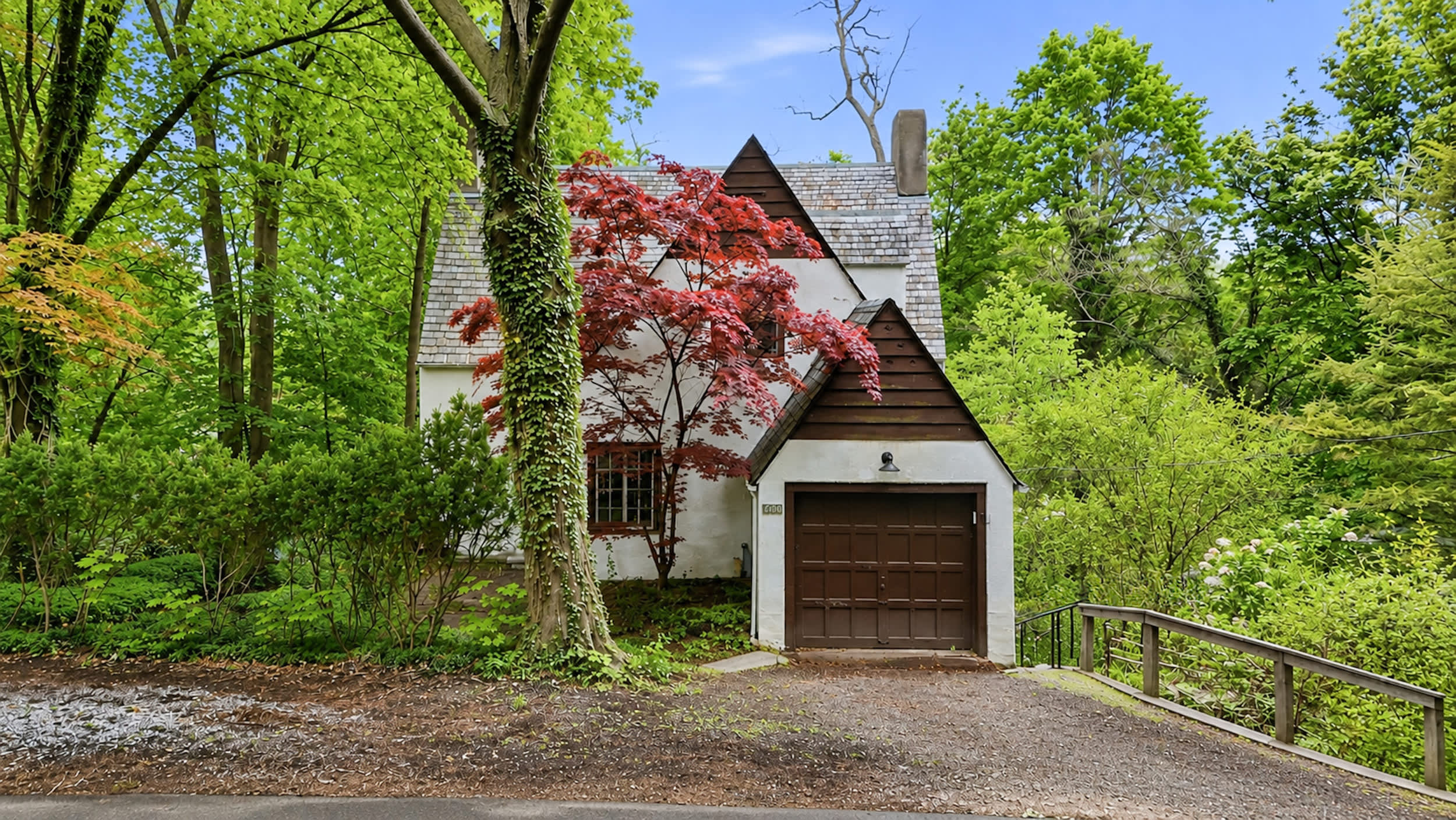117 Renwick Drive – photo 2
