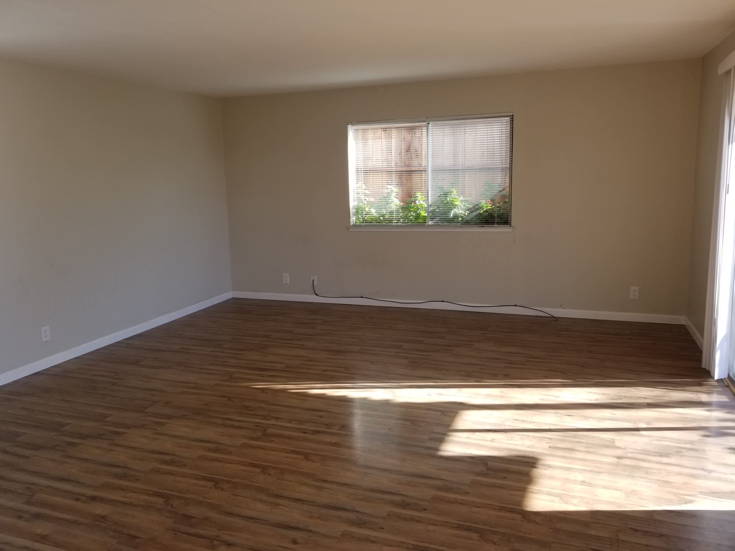 146 Maher Ct – photo 3