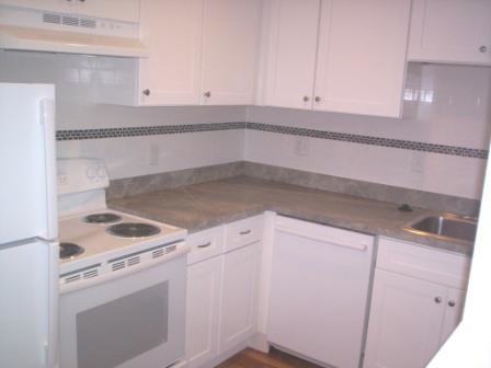 204 Newbury Ave – photo 3