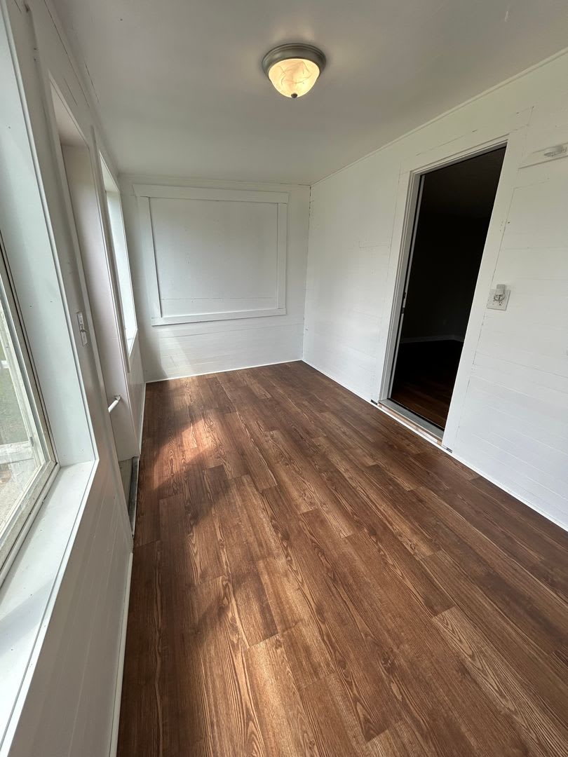 1 bed + 1 bonus room apartment in Laurel – photo 2