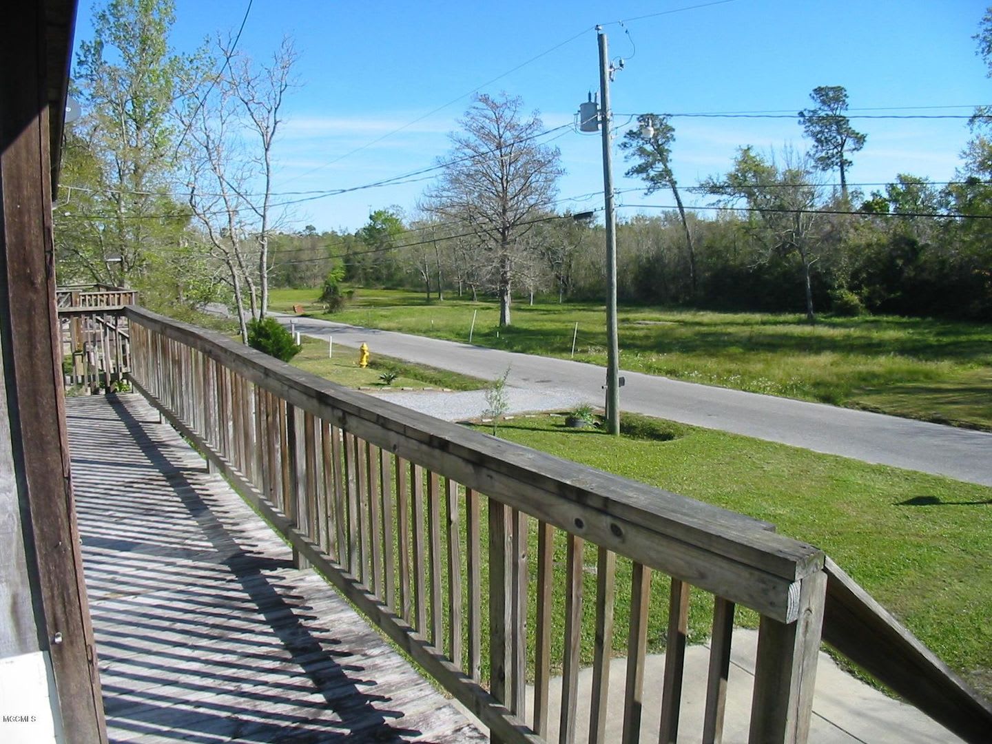 2 bedroom 1 bath home available in Pass Christian – photo 2
