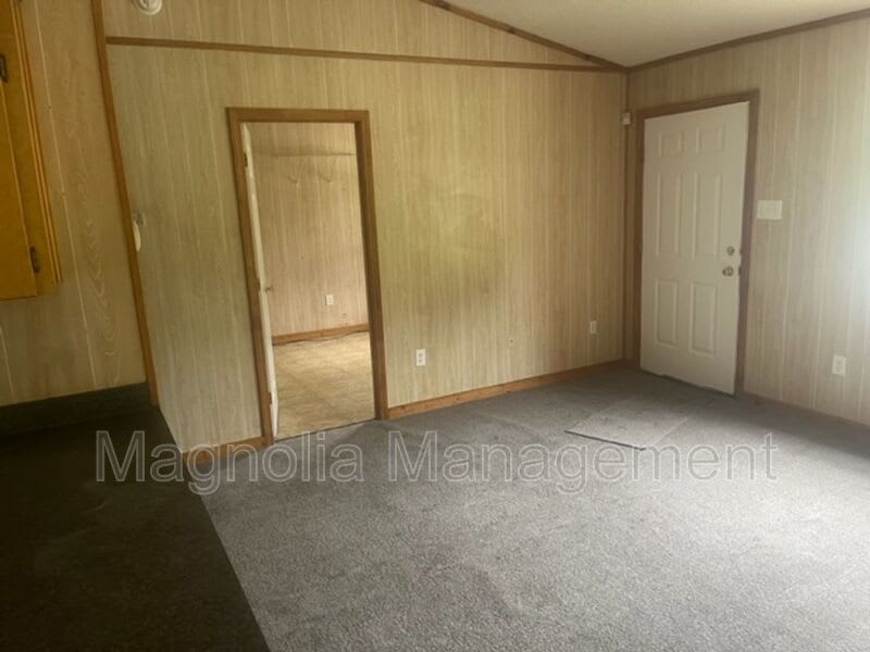 617 Alexander Ave. – photo 3