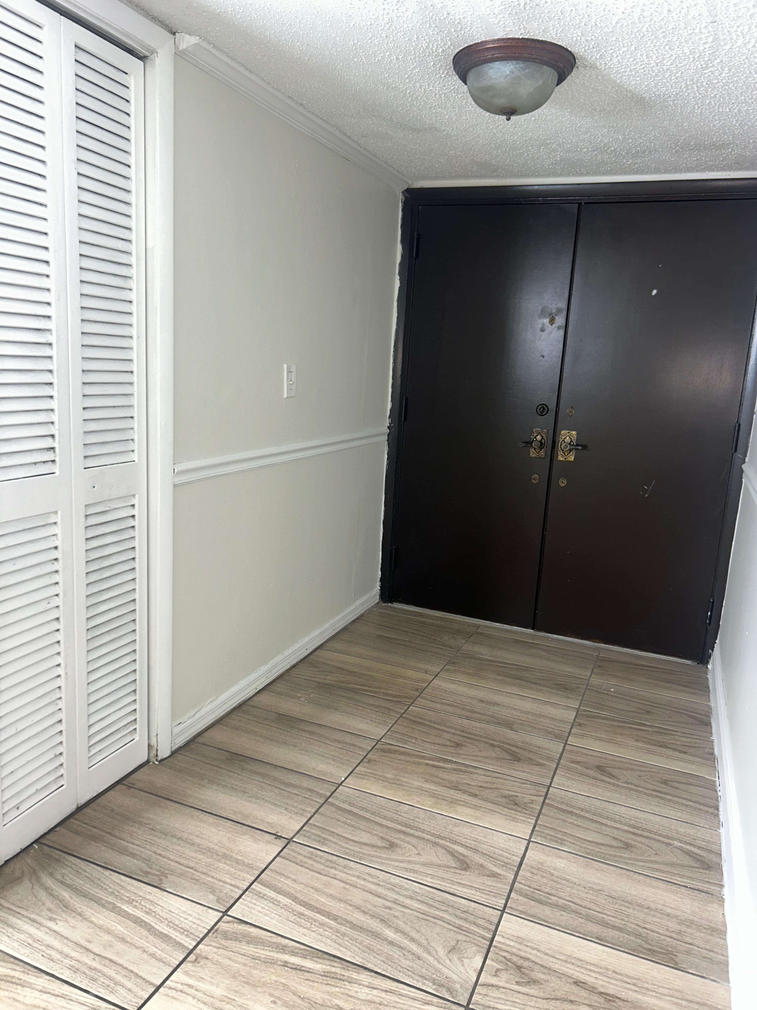 13951 Kendale Lakes Circle – photo 2