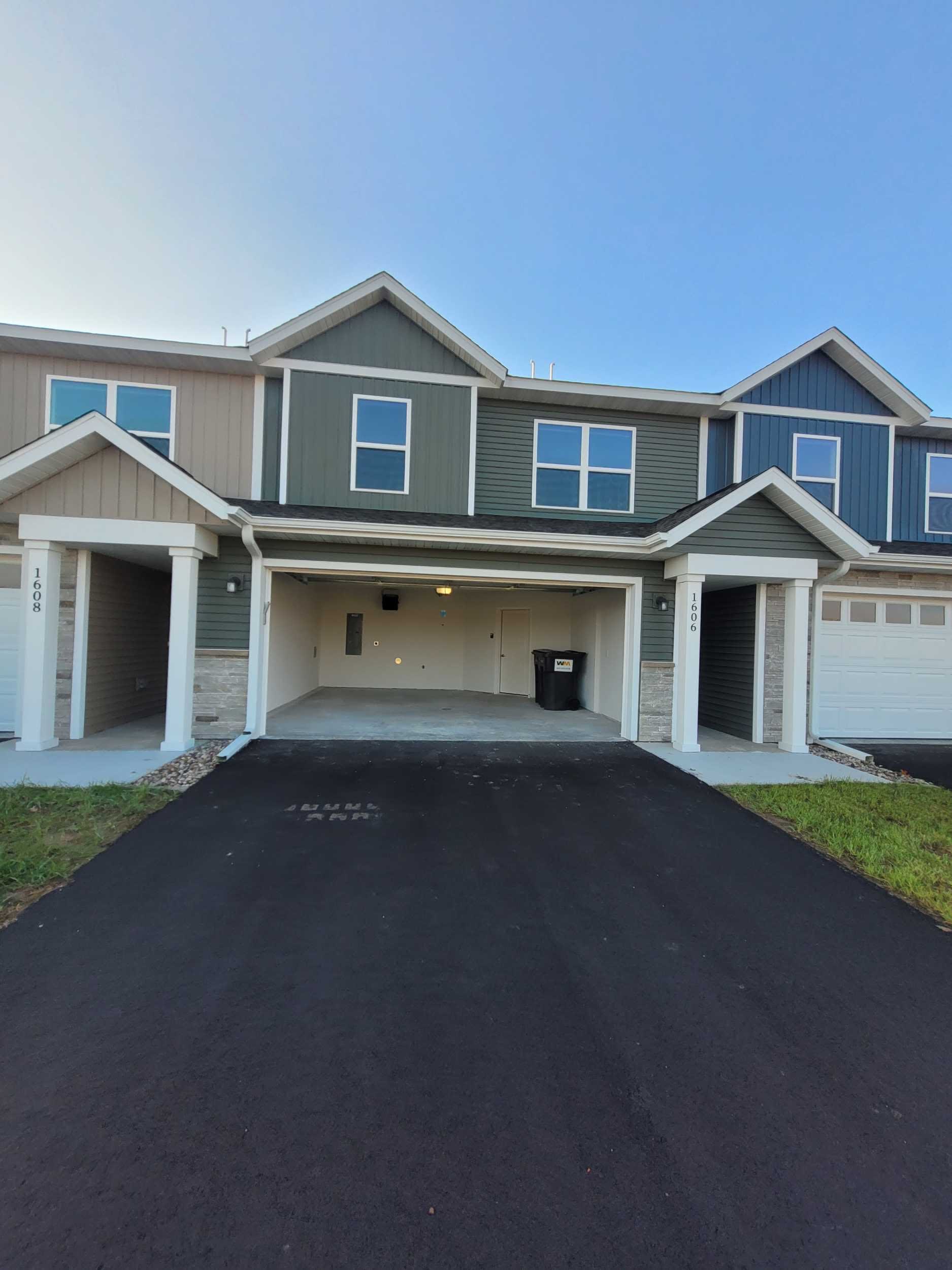 1606 East 23Rd Street – photo 1