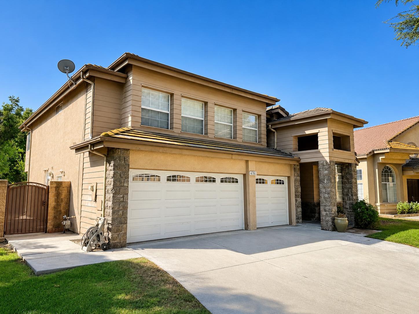 6781 Angelina Court – photo 1