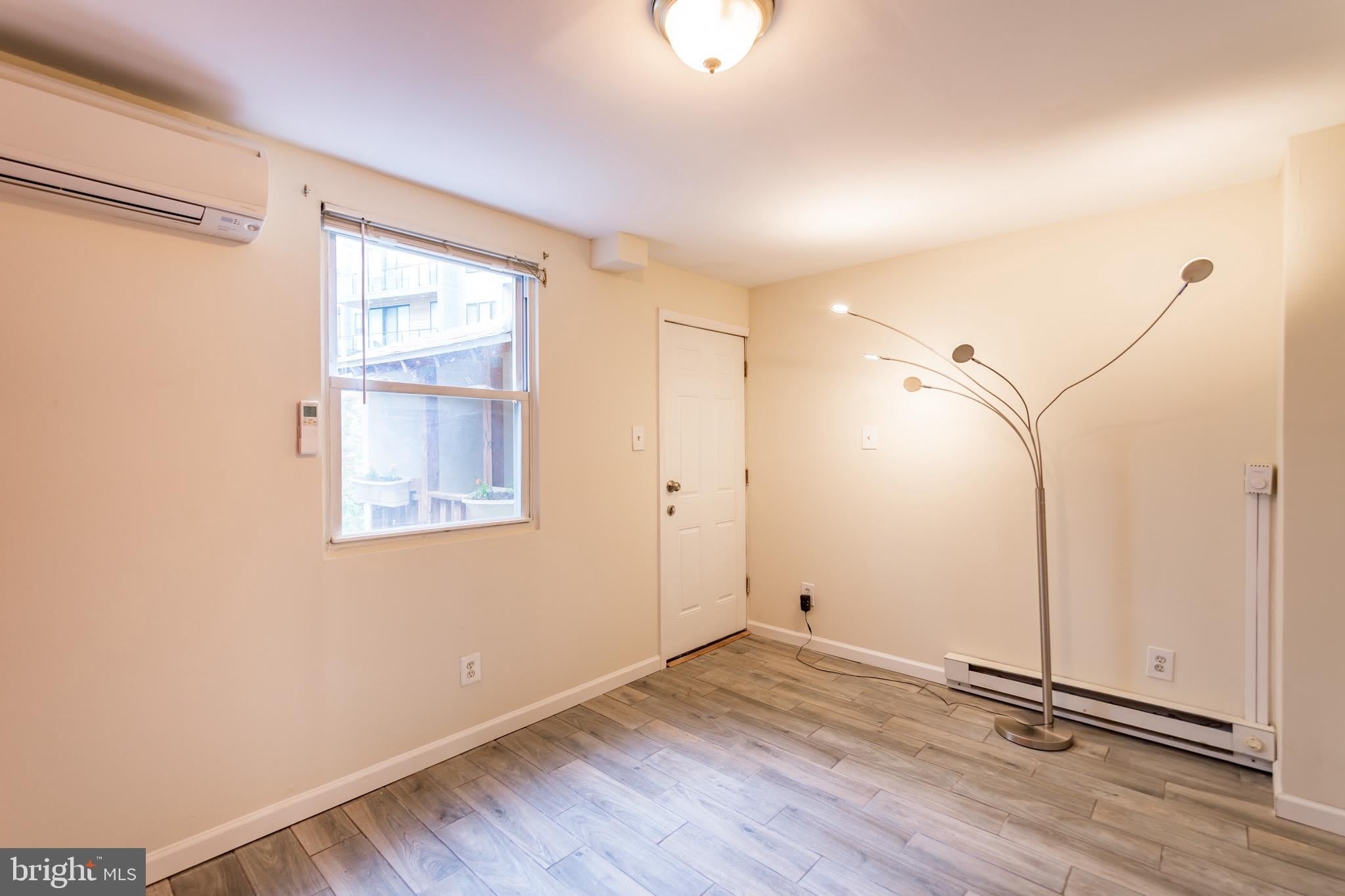 211 W Stiles Street – photo 5