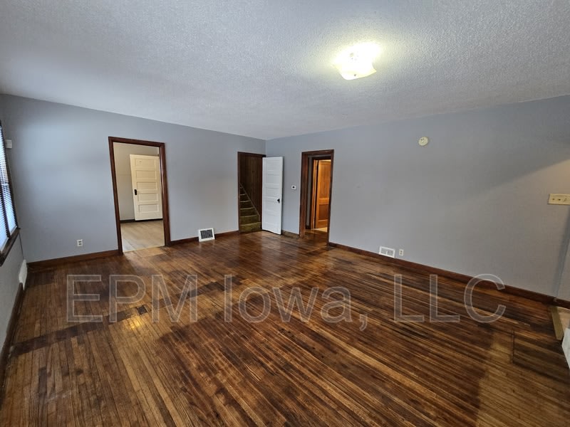 401 Charles Street – photo 3