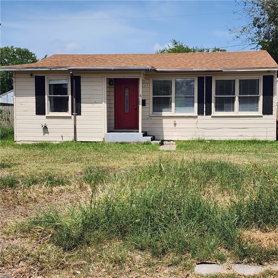 1209 Miami Drive – photo 2