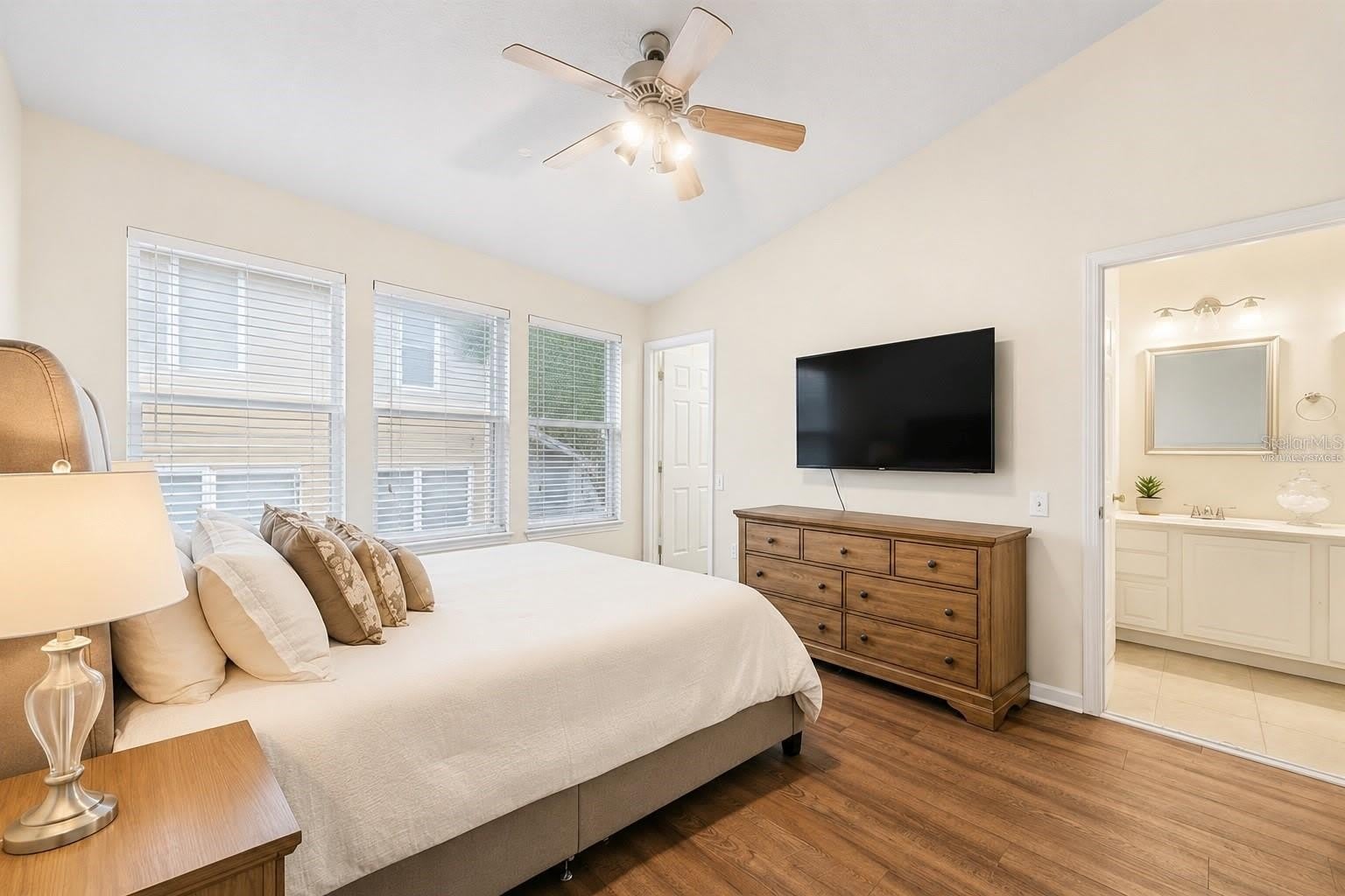 2561 GALLIANO Circle – photo 4