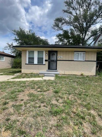 20442 Greenlawn Street – photo 1