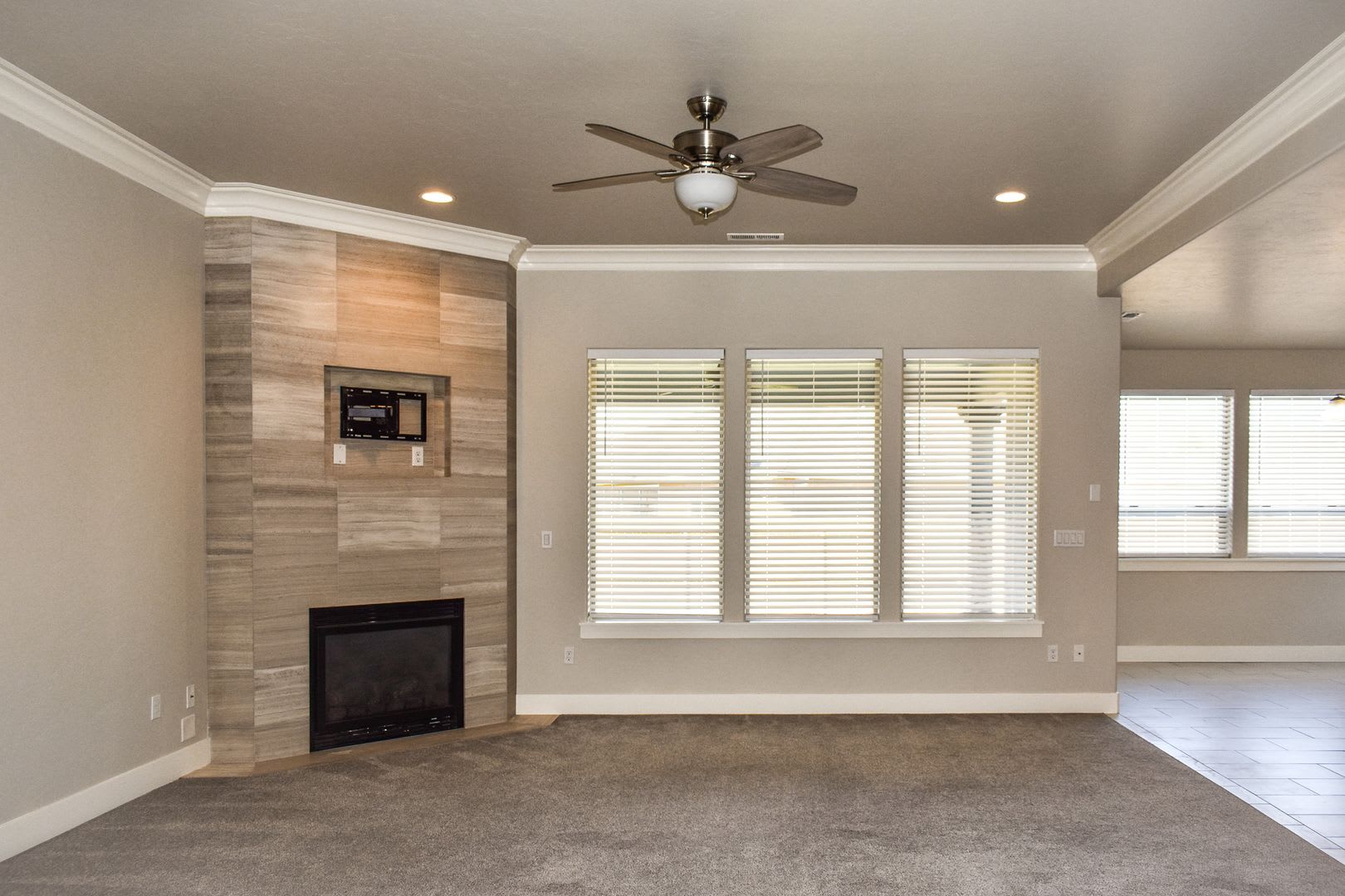 Single-Story Home in Horn Rapids Golfing Community – photo 3