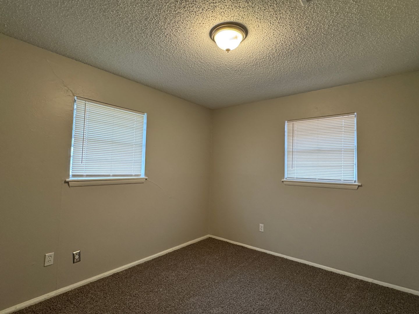 3310 SW Salinas- Available now! – photo 5