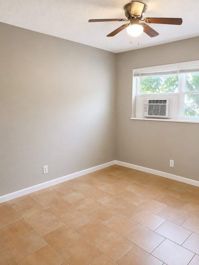 702 N L Street #13 – photo 3