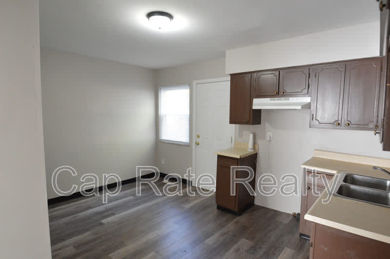 397 Barnett Rd – photo 4