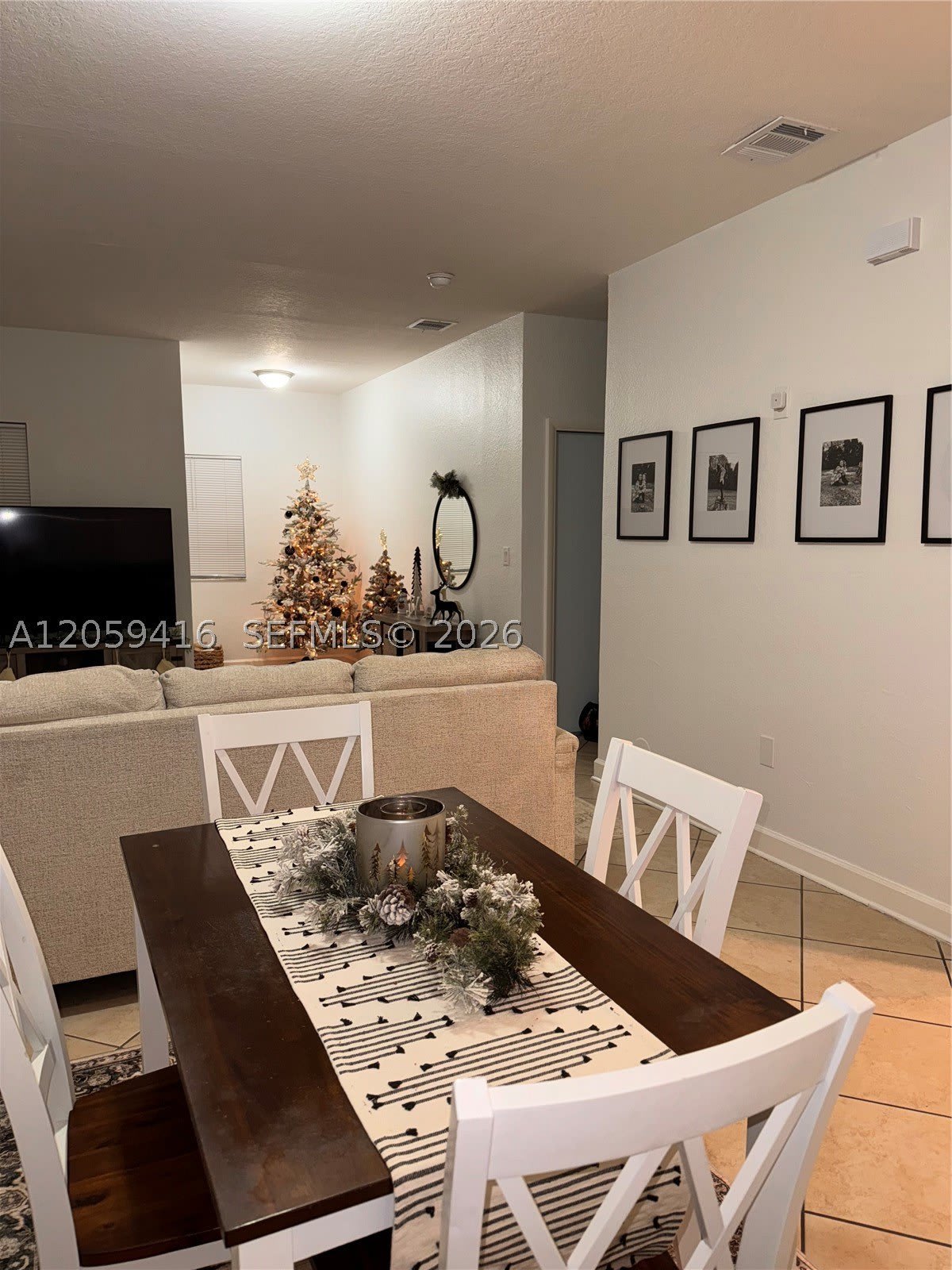3175 NE 4th St – photo 3