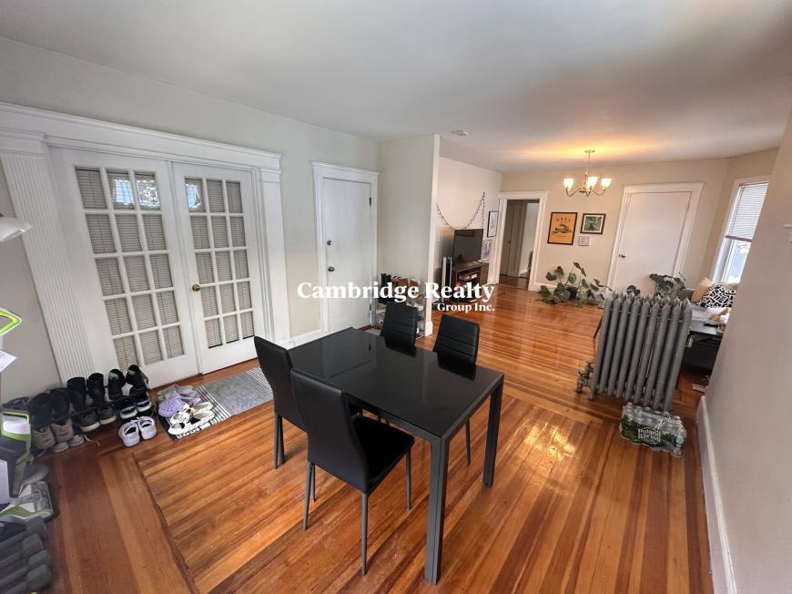 24-26 Burnham St. – photo 1