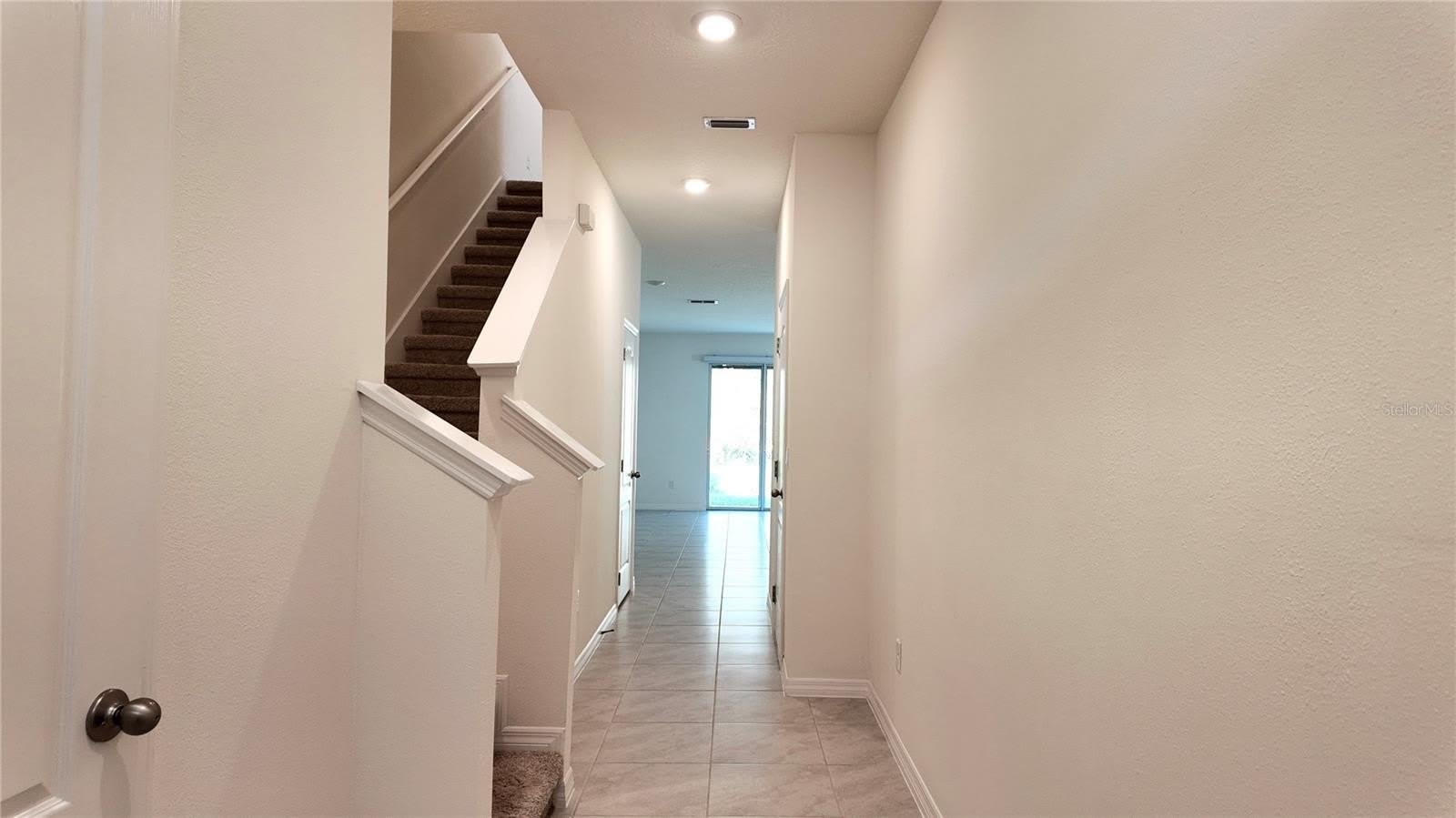 1241 YELLOW FINCH Drive – photo 3