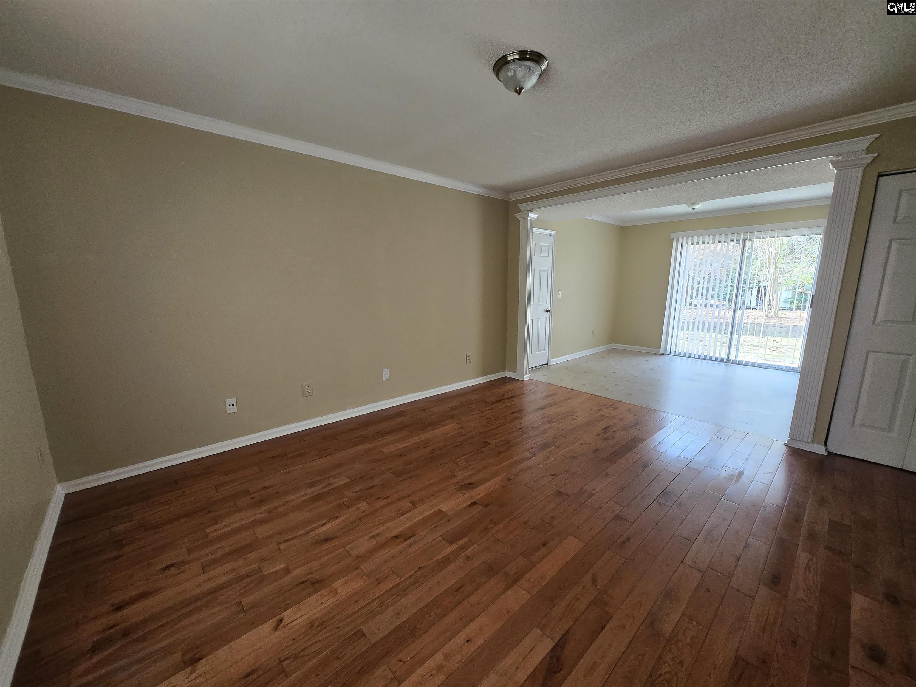 208 SAGAMARE Road – photo 4