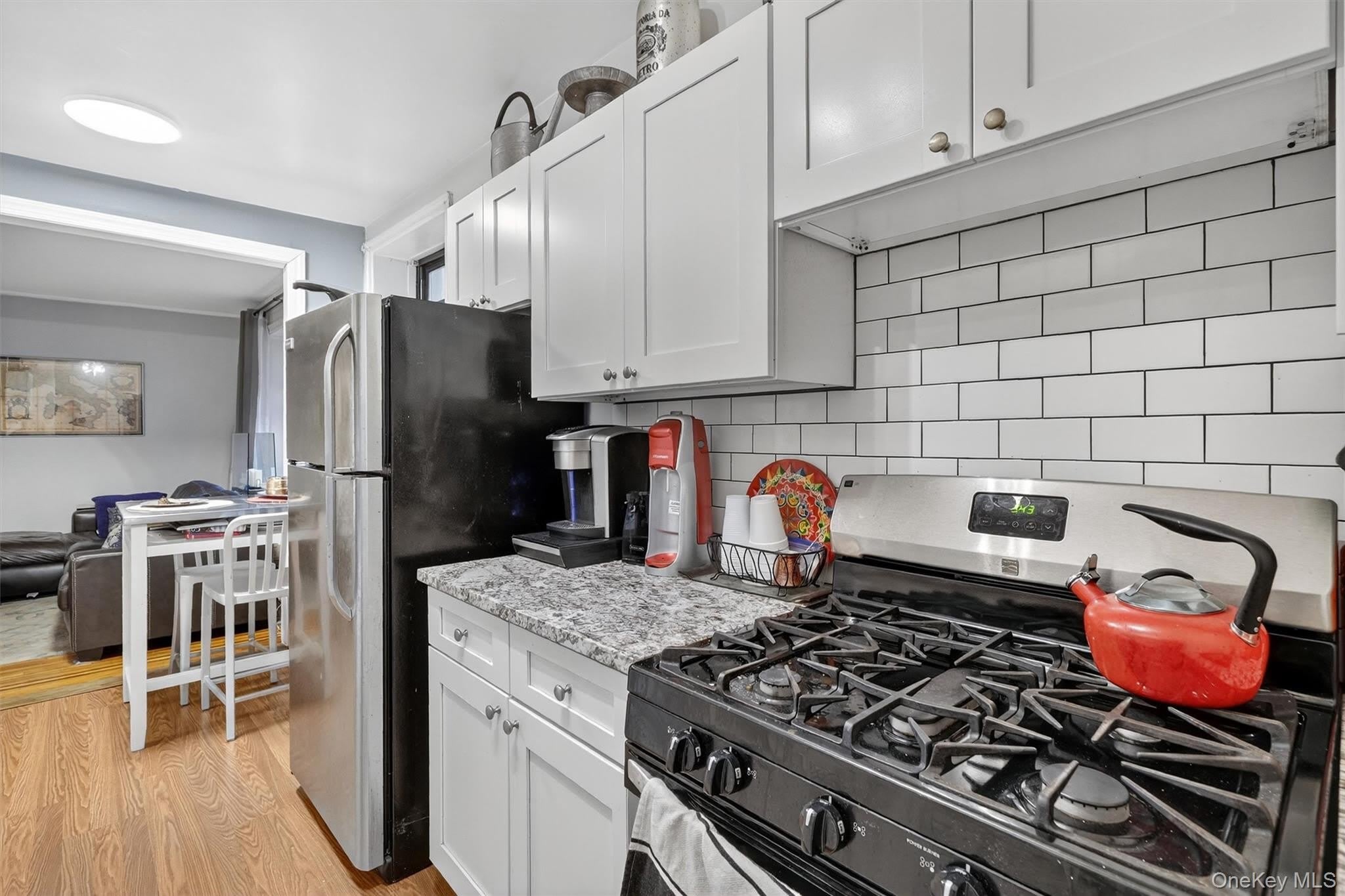 475 Bronx River Road – photo 3