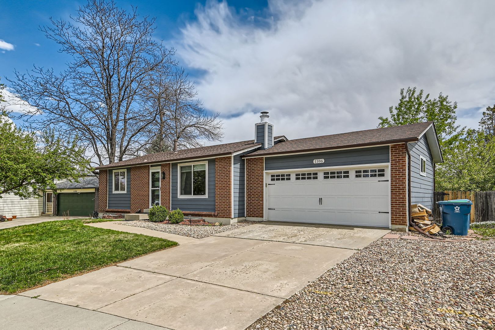 ***$500 Off First Months Rent** Remodeled 4 Bedroom 2 Bath House In Louisville! – photo 3