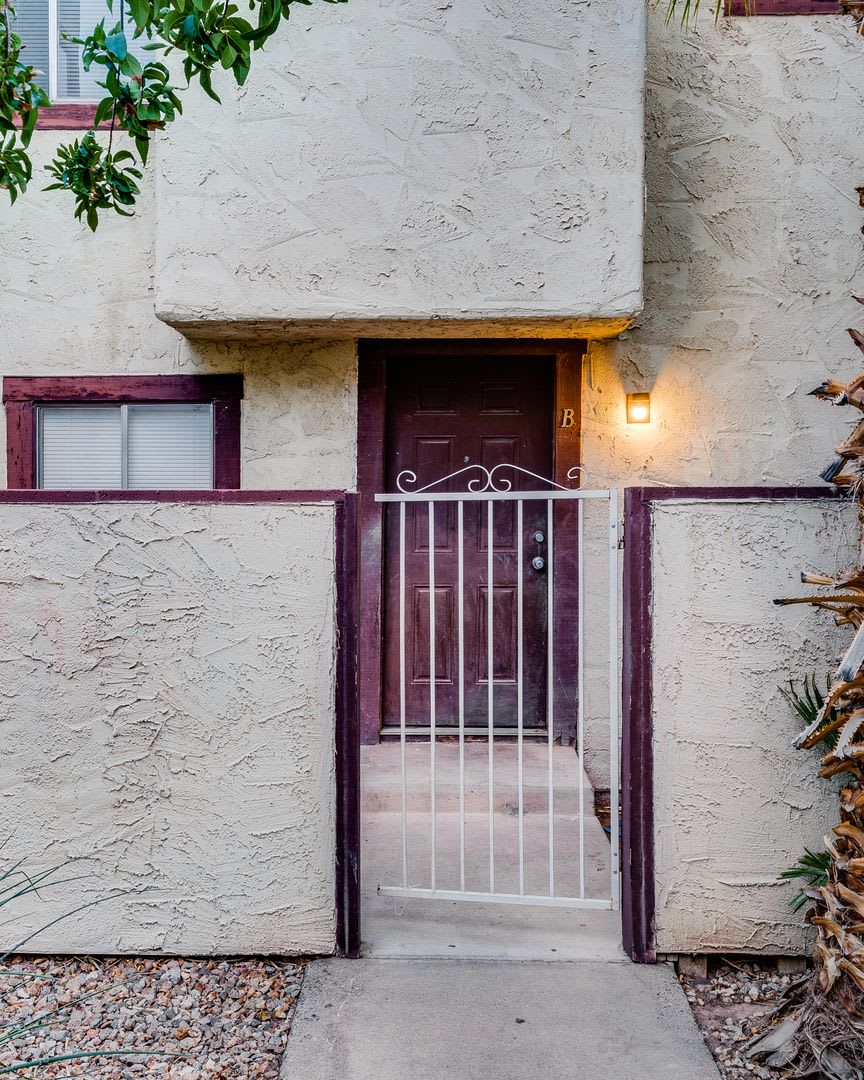 Charming two-story townhome in the Sierra Madre community featuring 2 bedrooms, 1.5 bathrooms – photo 4